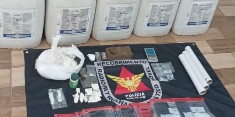 PC prende homem e recupera 2 toneladas de defensivos agrícolas em Fronteira