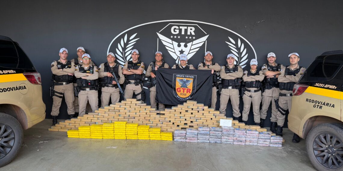 Polícia Rodoviária apreende 322 kg de cocaína em caminhão em Iturama