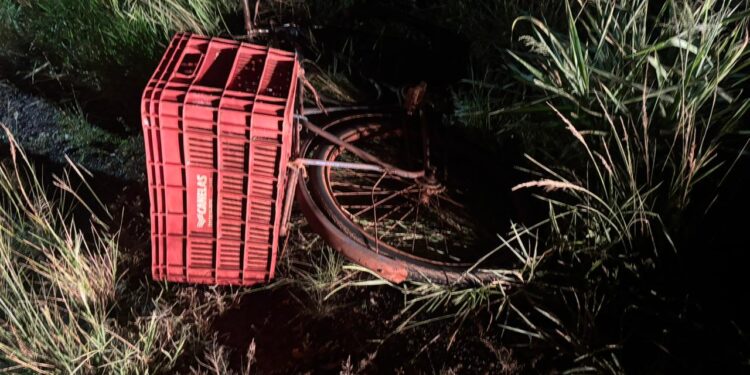 Ciclista de 86 anos morre após ser atingido por motocicleta em Colômbia