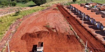 Prefeitura inicia terraplanagem para construção da UBS Nenê Enfermeiro em Frutal