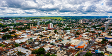 Frutal tem população concentrada entre 40 e 64 anos, apontam indicadores demográficos