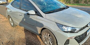 Motociclista fica ferido após bater na traseira de carro na MGC-497
