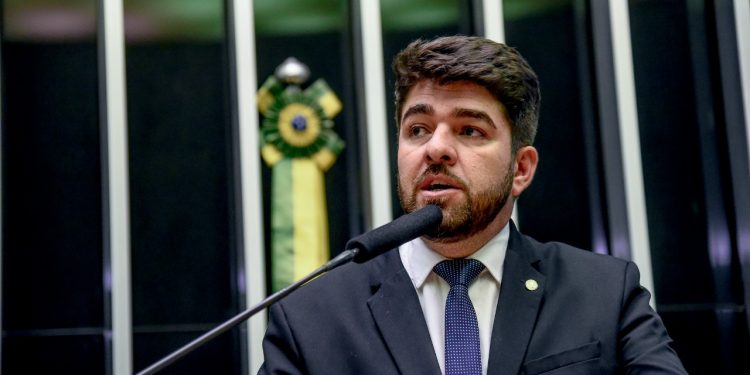 Zé Vitor amplia votação em Frutal em 2026 e chega a 2,6 mil votos